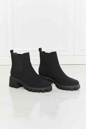 MMShoes Work For It Matte Lug Sole Chelsea Boots in Black - WAZKA