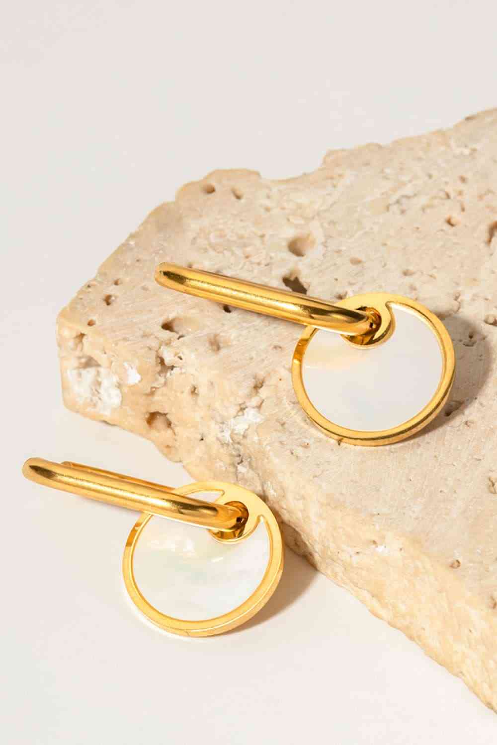 Copper White Mother-Of-Pearl Drop Earrings - WAZKA