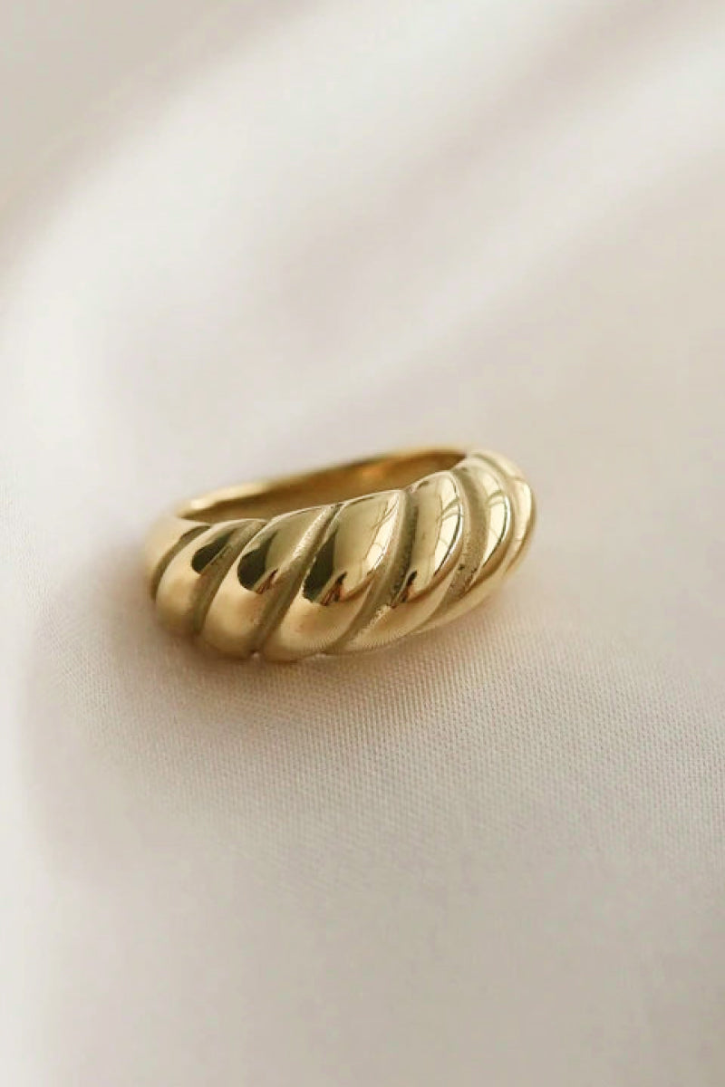 Gold Twisted Ring - WAZKA