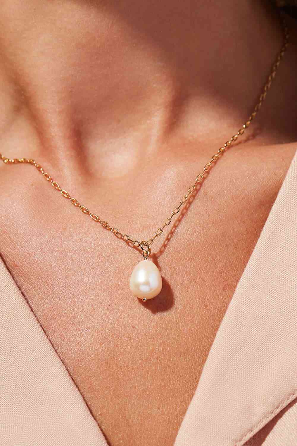 Freshwater Pearl Pendant Necklace - WAZKA