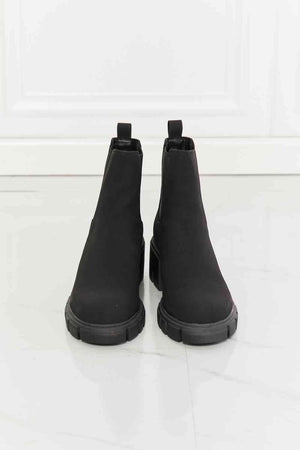 MMShoes Work For It Matte Lug Sole Chelsea Boots in Black - WAZKA