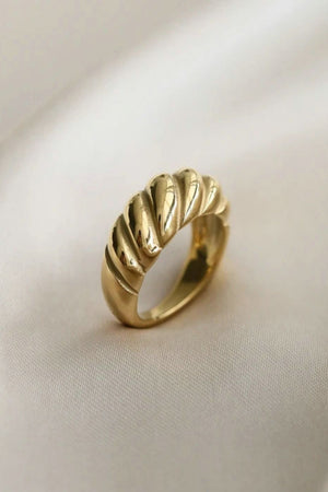 Gold Twisted Ring - WAZKA